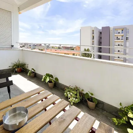 Appartement Suitesflores - Bright And Cozy In *