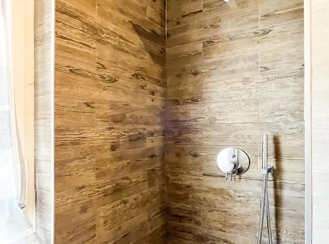 Lägenhet Suitesflores - Bright And Cozy In